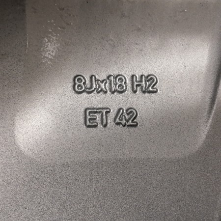 LLANTA SUELTA ORIGINAL SEAT EN 18" 3R0601025F