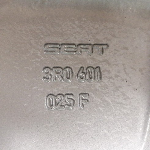 LLANTA SUELTA ORIGINAL SEAT EN 18" 3R0601025F