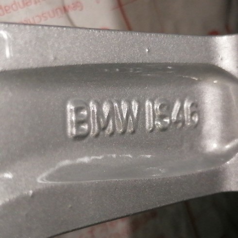 JUEGO DE LLANTAS ORIGINALES BMW EN 17" STYLE 148