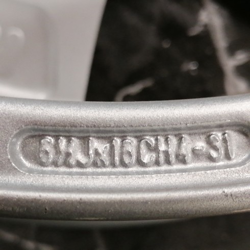 JUEGO DE LLANTAS ORIGINALES PEUGEOT EN 16"