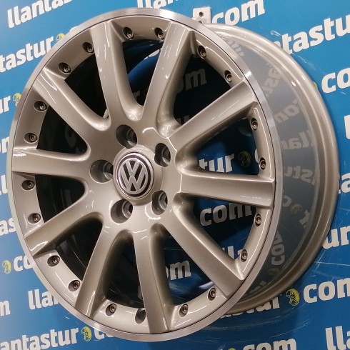 JUEGO DE LLANTAS ORIGINALES VOLKSWAGEN EN 17"