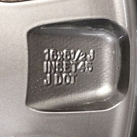 JUEGO DE LLANTAS ORIGINALES TOYOTA EN 16"