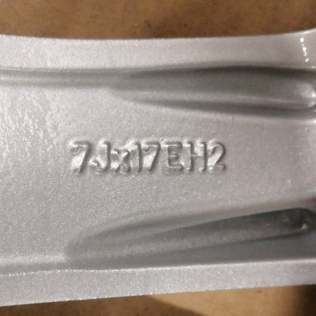 LLANTA SUELTA ORIGINAL BMW EN 17" 6762888