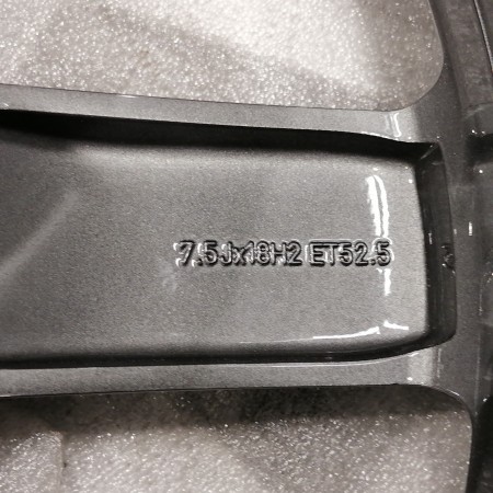 LLANTA SUELTA ORIGINAL FORD EN 18" 3M5JDA