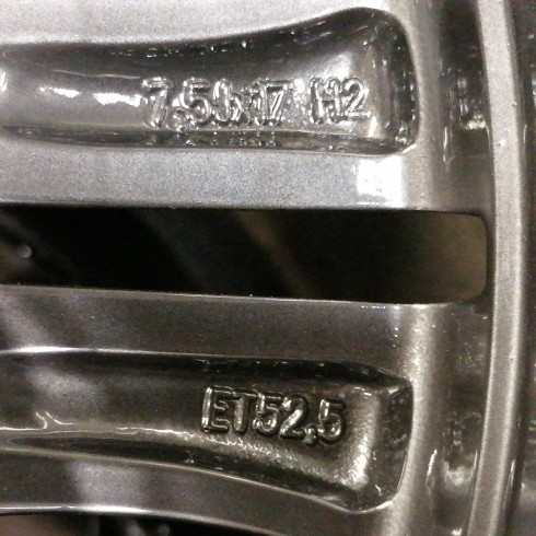 JUEGO DE LLANTAS ORIGINALES MERCEDES EN 17"