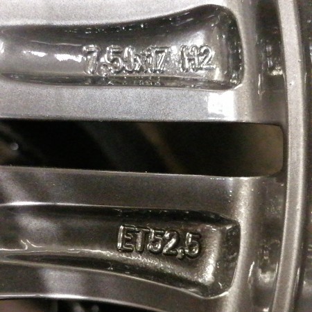 JUEGO DE LLANTAS ORIGINALES MERCEDES EN 17"