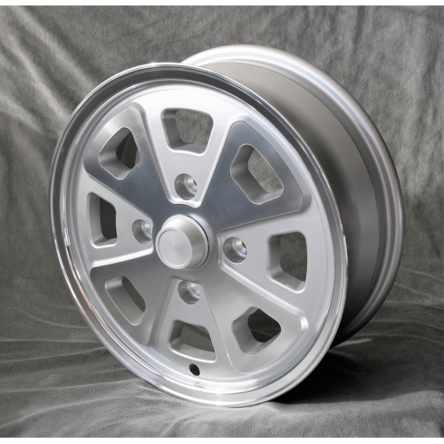 LLANTA CLASICA PARA VOLKSWAGEN