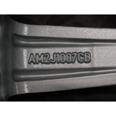 LLANTA SUELTA ORIGINAL FORD EN 17" AM2J1007CB