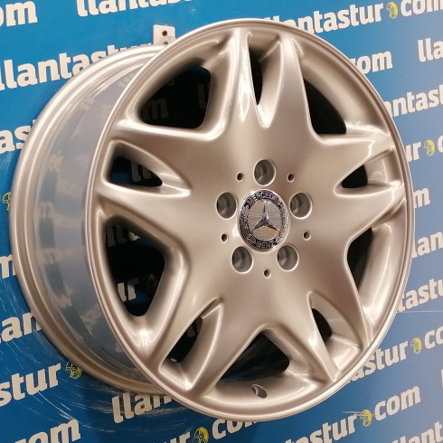 JUEGO DE LLANTAS ORIGINALES MERDECES EN 17"