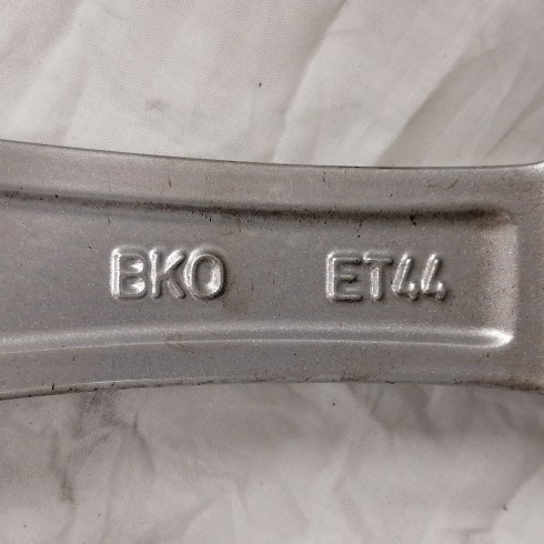 JUEGO DE LLANTAS ORIGINALES MERCEDES EN 17"