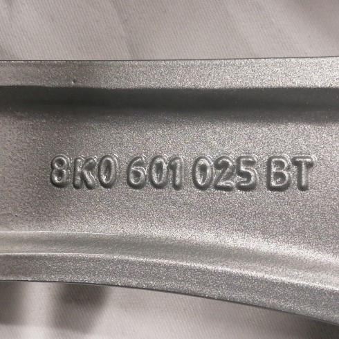 LLANTA SUELTA ORIGINAL AUDI EN 18" 8K0602025BT