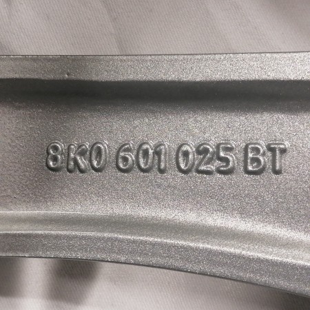 LLANTA SUELTA ORIGINAL AUDI EN 18" 8K0602025BT