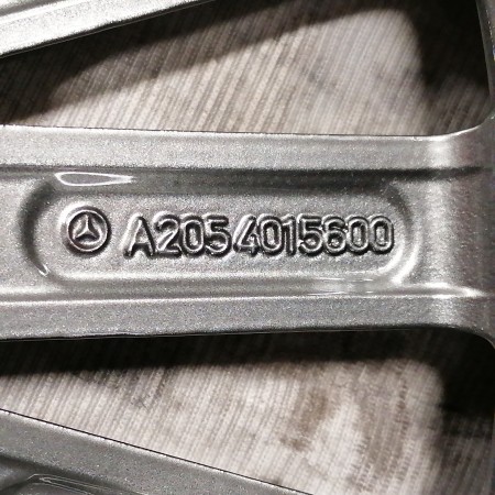 JUEGO DE LLANTAS ORIGINALES MERCEDES EN 17"