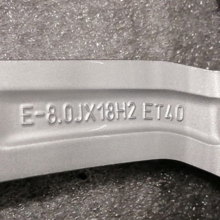 LLANTA SUELTA ORIGINAL AUDI EN 18" 8W0601025H