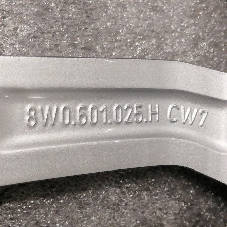 LLANTA SUELTA ORIGINAL AUDI EN 18" 8W0601025H