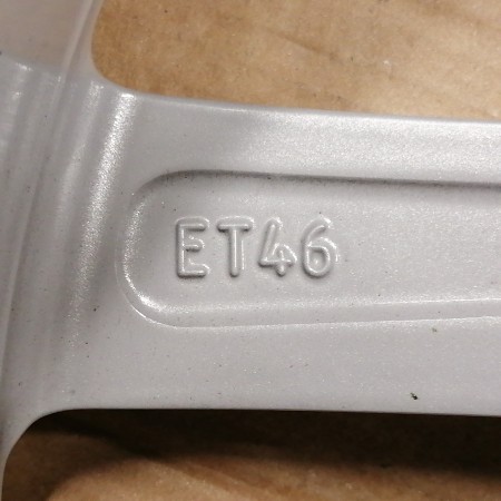 JUEGO DE LLANTAS ORIGINALES AUDI EN 17"