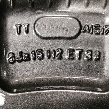 JUEGO DE LLANTAS ORIGINALES SKODA EN 15"