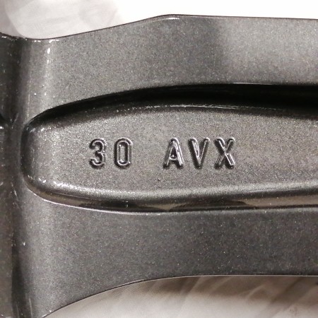 LLANTA SUELTA ORIGINAL LEXUS EN 20" 30AVX