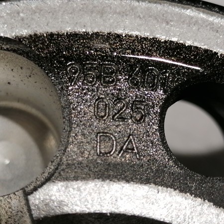 JUEGO DE LLANTAS ORIGINALES PORSCHE MACAN EN 18"