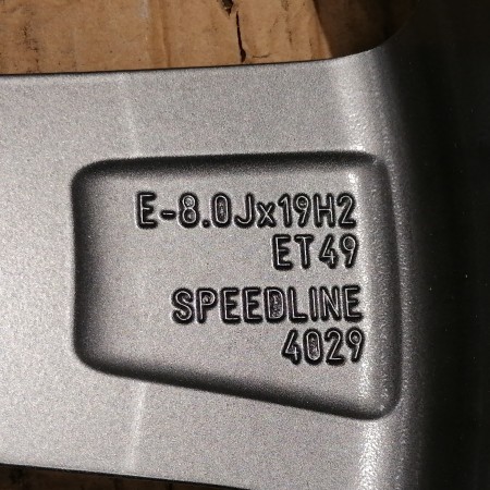 LLANTA SUELTA ORIGINAL AUDI EN 19" 8V0601025ET