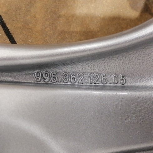 JUEGO DE LLANTAS ORIGINALES PORSCHE 996 EN 17"