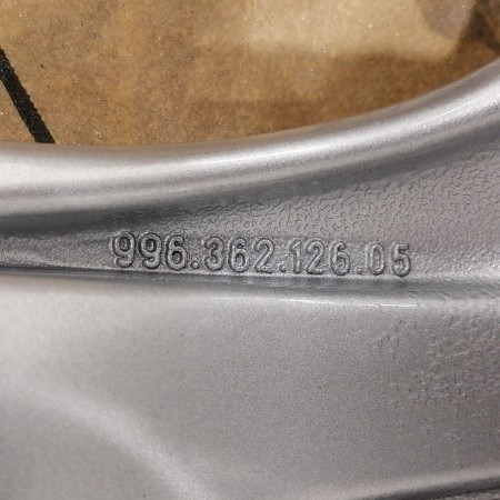 JUEGO DE LLANTAS ORIGINALES PORSCHE 996 EN 17"