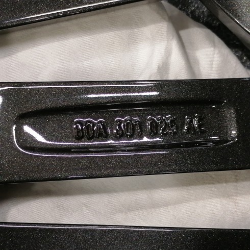 JUEGO DE LLANTAS ORIGINALES AUDI EN 20"