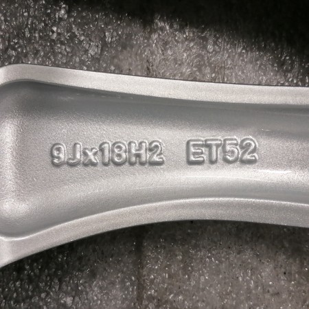 JUEGO DE LLANTAS ORIGINALES AUDI EN 18"