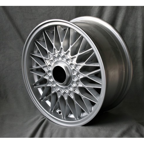 LLANTA CLASICA PARA BMW