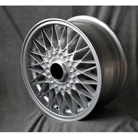 LLANTA CLASICA PARA BMW