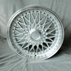 LLANTA CLASICA PARA BMW