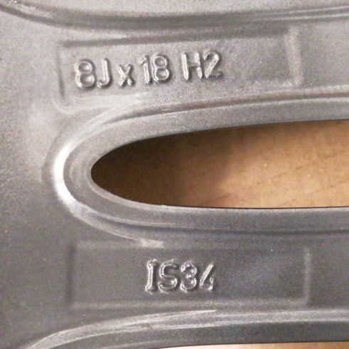 JUEGO DE LLANTAS ORIGINALES BMW EN 18" STYLE 400