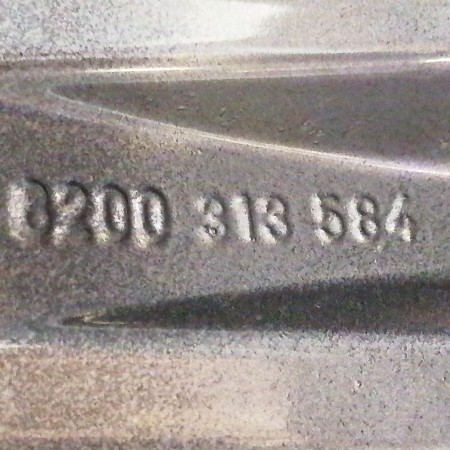 JUEGO DE LLANTAS ORIGINALES RENAULT EN 17"