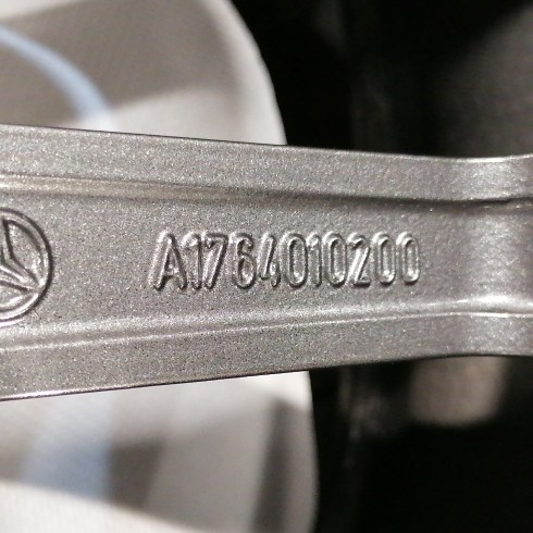 JUEGO DE LLANTAS ORIGINALES MERCEDES EN 18"