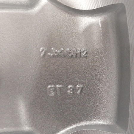 JUEGO DE LLANTAS ORIGINALES MERDECES EN 16"