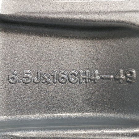 JUEGO DE LLANTAS ORIGINALES RENAULT EN 16"