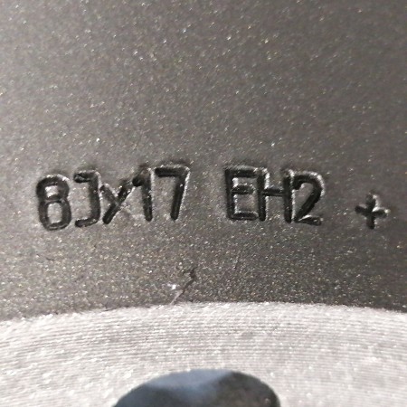 JUEGO DE LLANTAS ORIGINALES BMW EN 17" STYLE 157