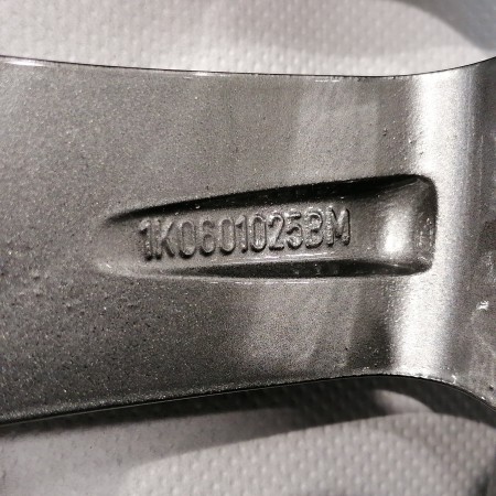 JUEGO DE LLANTAS ORIGINALES VOLKSWAGEN EN 16"