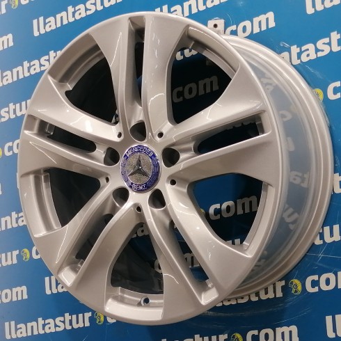 JUEGO DE LLANTAS ORIGINALES MERCEDES EN 17"