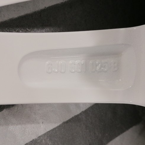 JUEGO DE LLANTAS ORIGINALES SEAT EN 16"