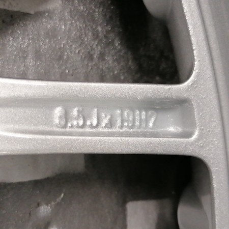 LLANTA SUELTA ORIGINAL AUDI EN 19" 4F0601025L