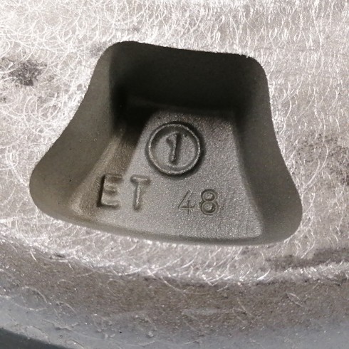 LLANTA SUELTA ORIGINAL AUDI EN 19" 4F0601025L