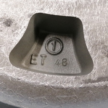 LLANTA SUELTA ORIGINAL AUDI EN 19" 4F0601025L