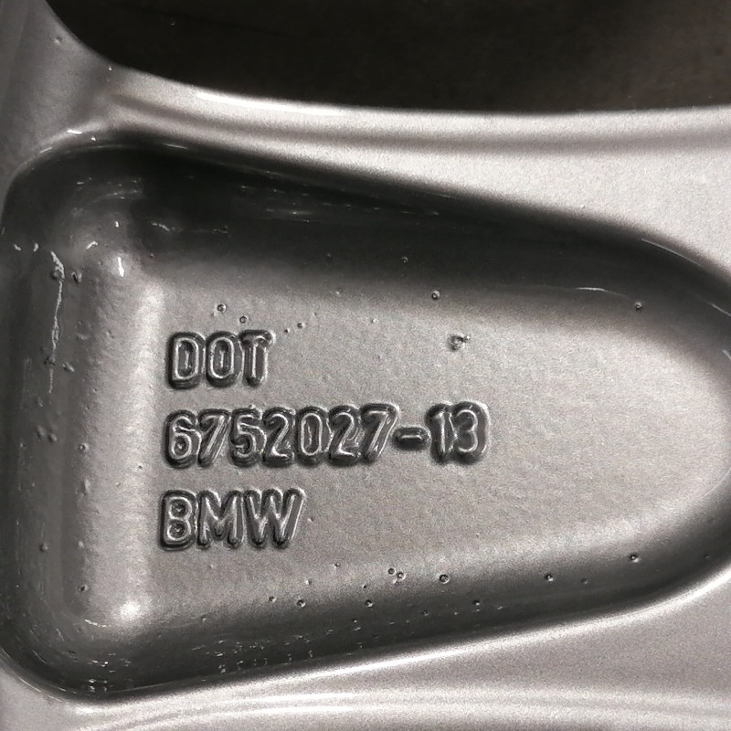 CONJUNTO DE JANTES ORIGINAIS BMW DE 18" MODELO 69
