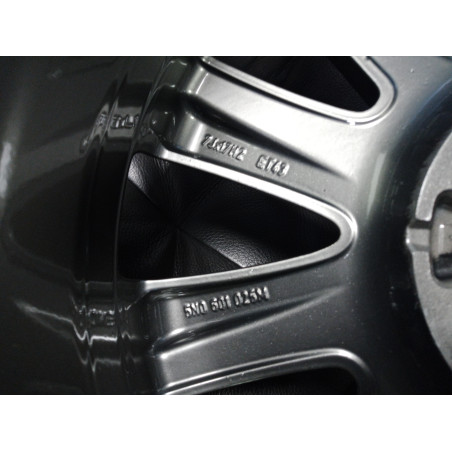 CONJUNTO DE JANTES ORIGINAIS VOLKSWAGEN DE 17"