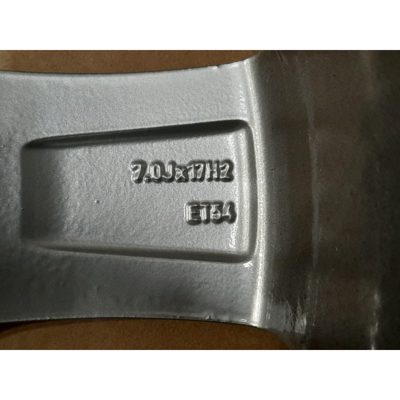 JUEGO DE LLANTAS ORIGINALES SEAT EN 17"
