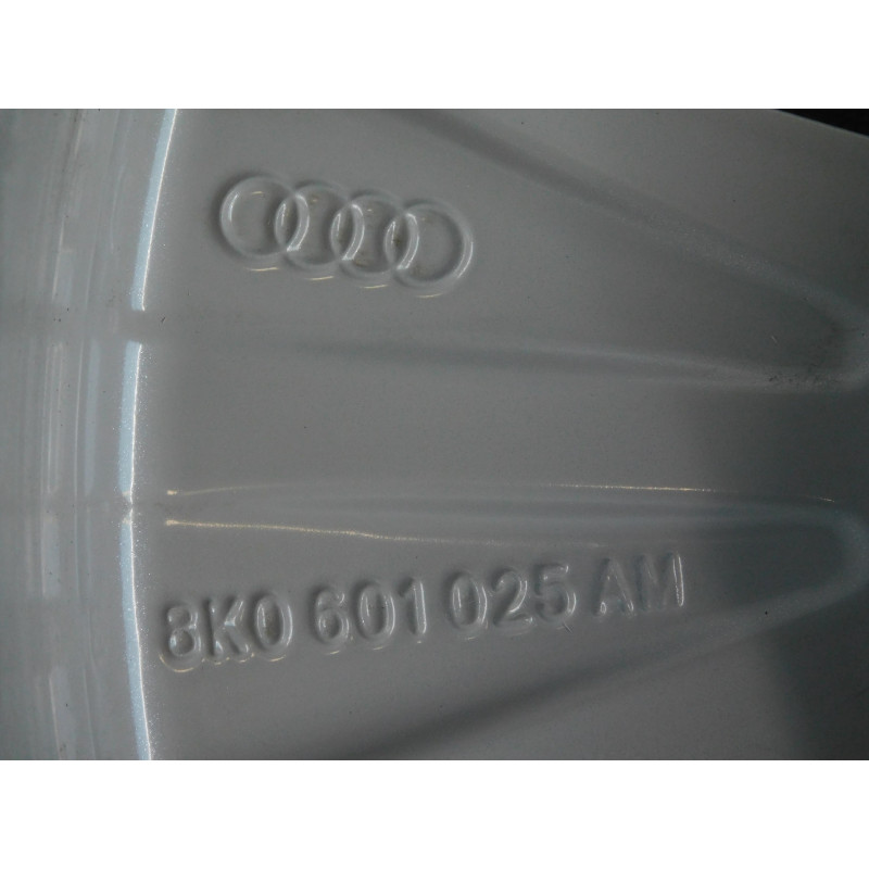 JUEGO DE LLANTAS ORIGINALES AUDI EN 17"