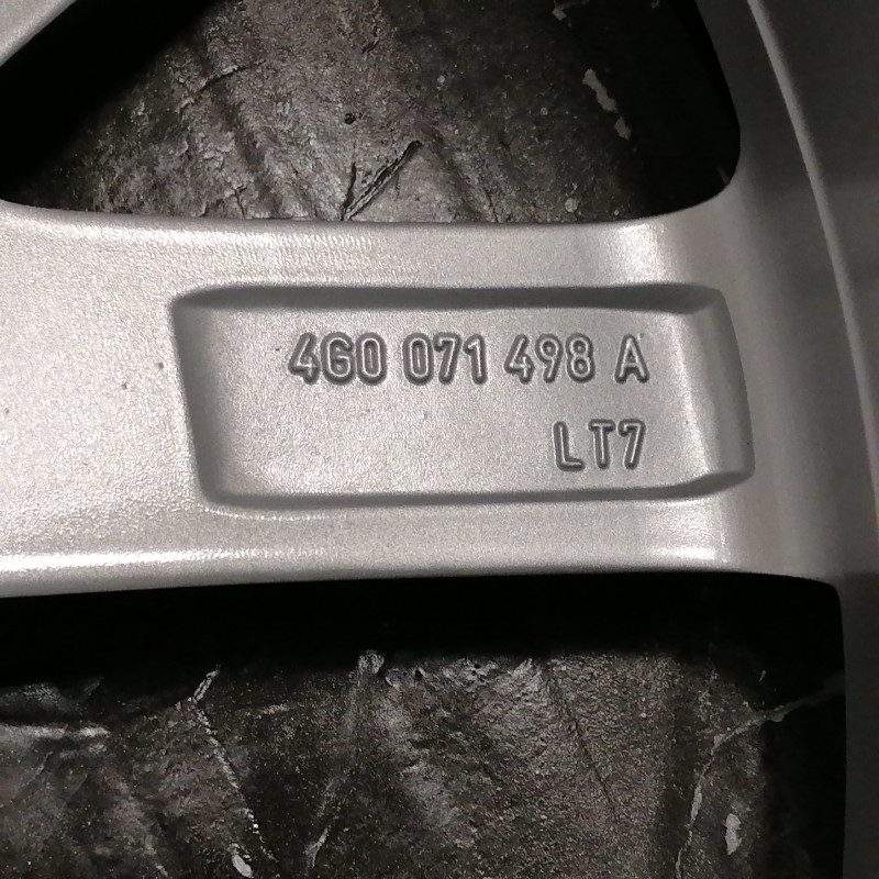 CONJUNTO DE JANTES ORIGINAIS AUDI DE 18"