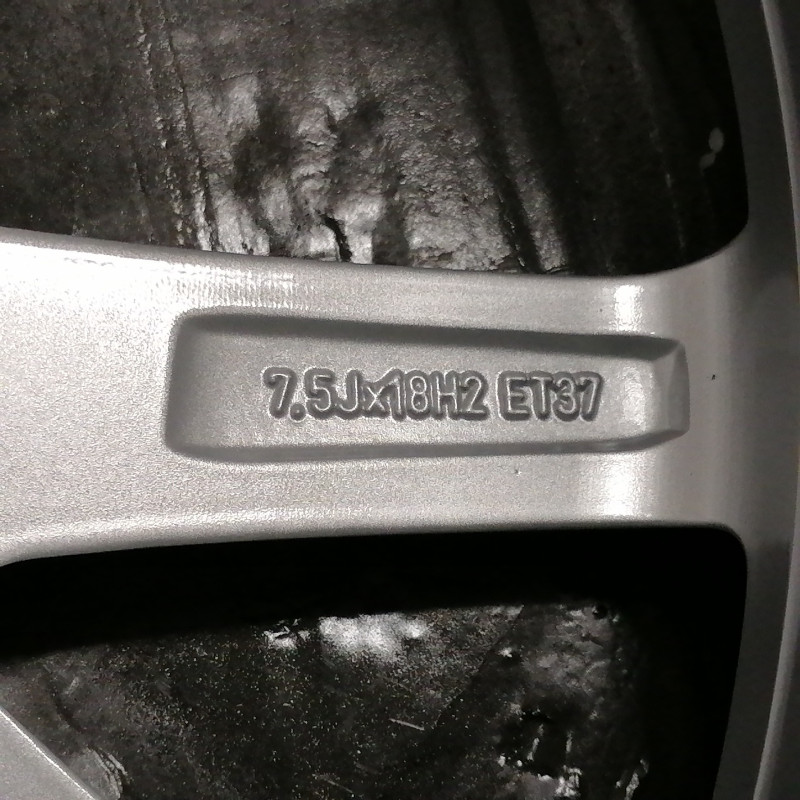 CONJUNTO DE JANTES ORIGINAIS AUDI DE 18"