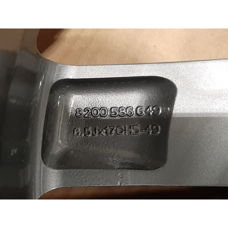 CONJUNTO DE JANTES ORIGINAIS RENAULT DE 17"